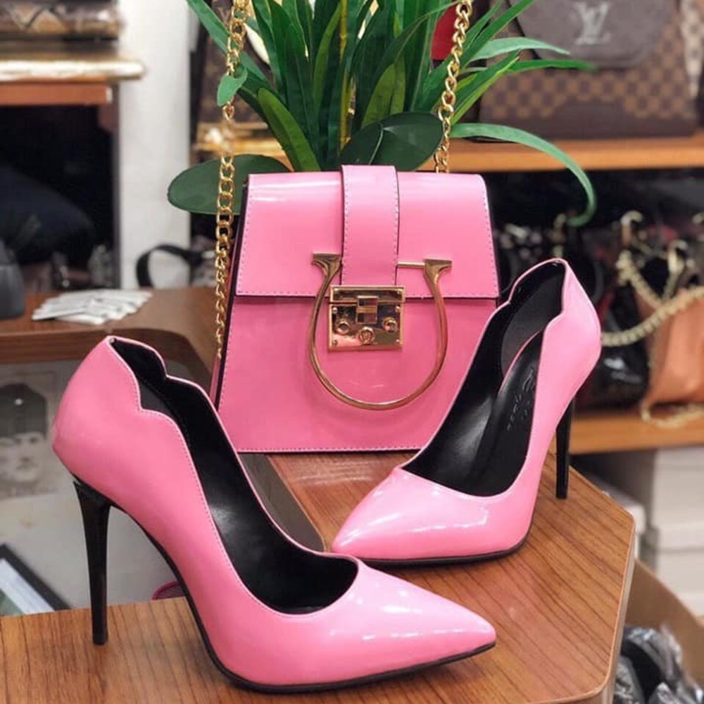Super cute and chic SET!